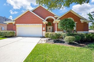 12812 Southport Drive, Pearland, TX 77584