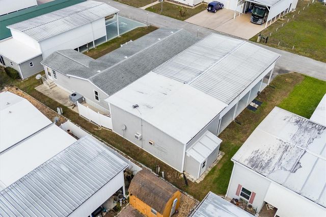 10027 EQUITY AVENUE, Dade City, FL 33525
