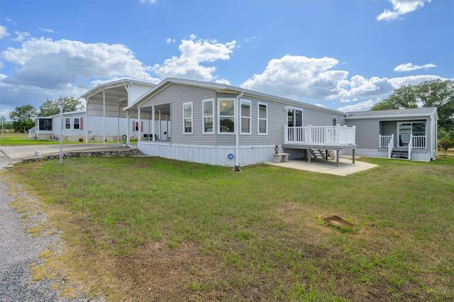 10027 EQUITY AVENUE, Dade City, FL 33525