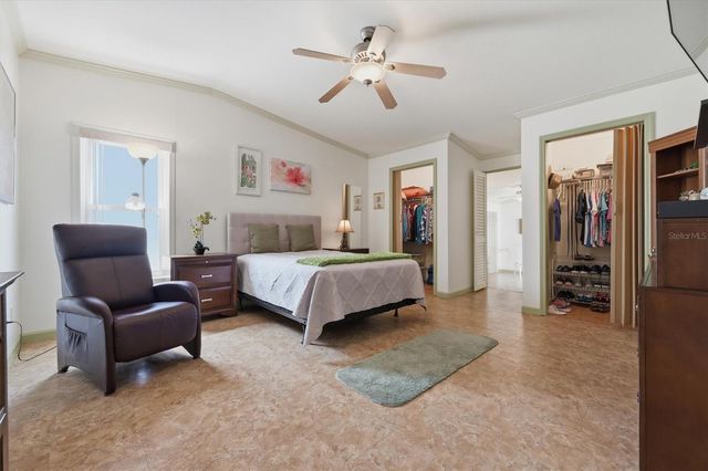 10027 EQUITY AVENUE, Dade City, FL 33525