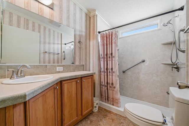 10027 EQUITY AVENUE, Dade City, FL 33525
