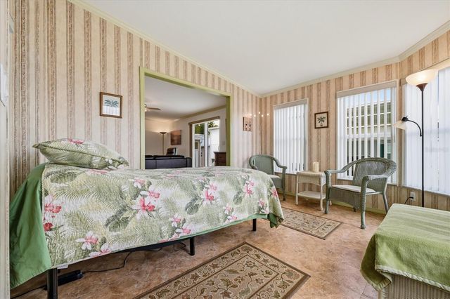 10027 EQUITY AVENUE, Dade City, FL 33525