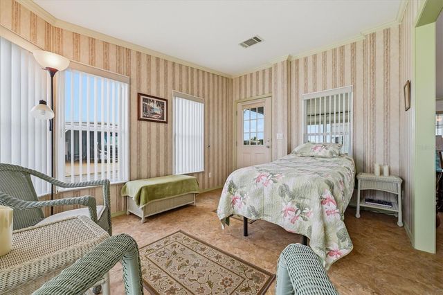 10027 EQUITY AVENUE, Dade City, FL 33525