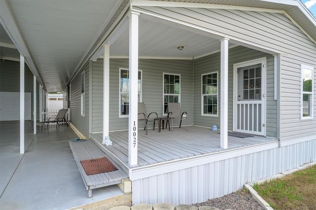 10027 EQUITY AVENUE, Dade City, FL 33525