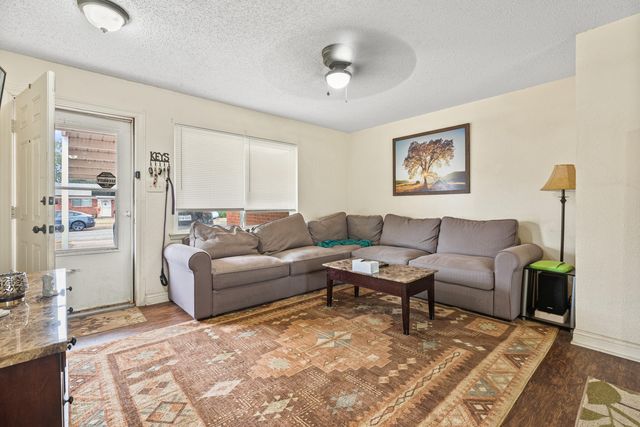 726 6th Street, Wolfforth, TX 79382