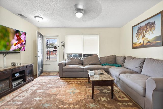 726 6th Street, Wolfforth, TX 79382