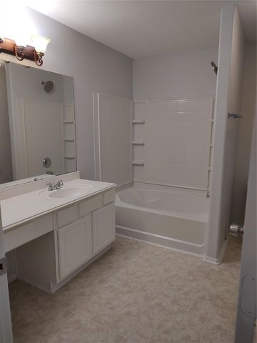 12618 Roxdale Ridge Drive, Houston, TX 77044