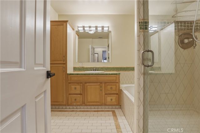 11592 Kling Street, Toluca Lake, CA 91602