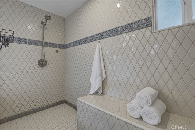 11592 Kling Street, Toluca Lake, CA 91602