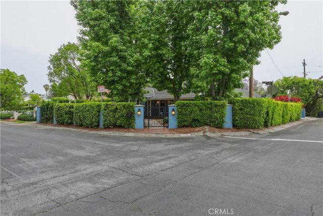 11592 Kling Street, Toluca Lake, CA 91602