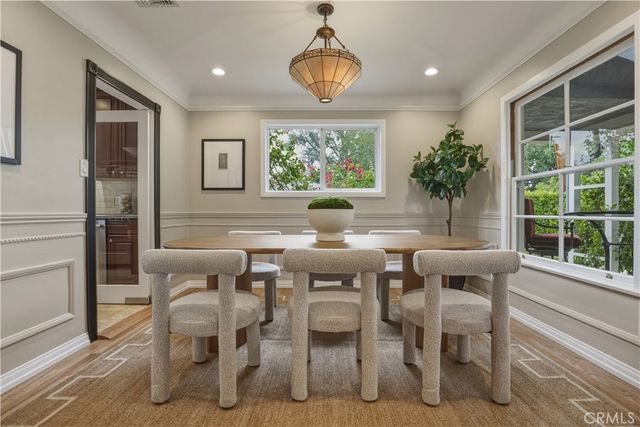 11592 Kling Street, Toluca Lake, CA 91602