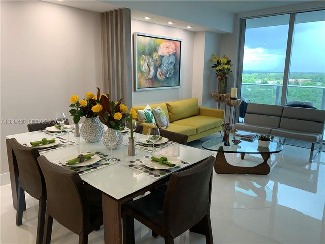16385 Biscayne Boulevard 1503 +2Parking, North Miami Beach, FL 33160