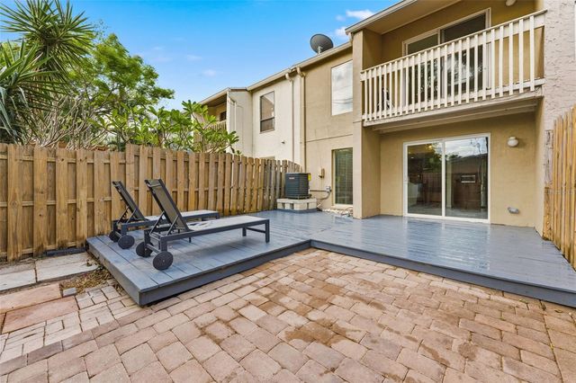 105 E DAVIS BOULEVARD B, Tampa, FL 33606