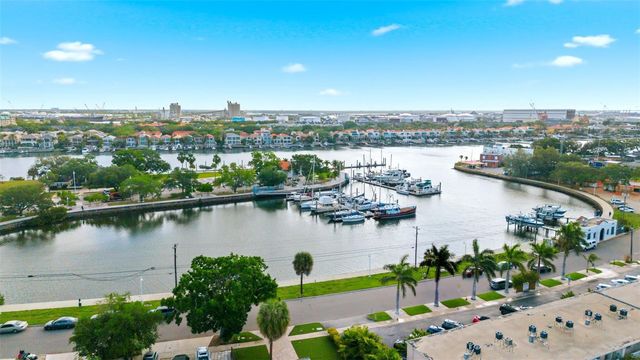 105 E DAVIS BOULEVARD B, Tampa, FL 33606