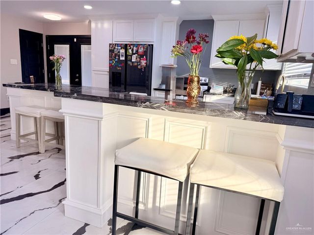 940 W Mile 3 Road, Mission, TX 78573