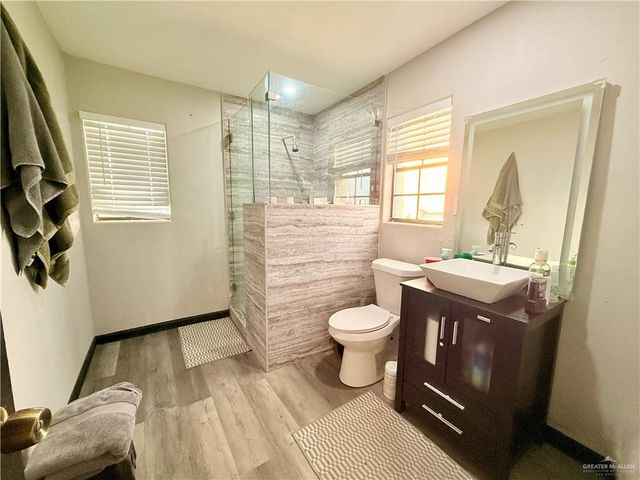 940 W Mile 3 Road, Mission, TX 78573