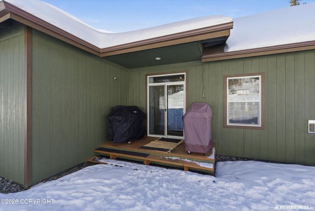 25413 Mc Intyre Road, Eagle River, AK 99577