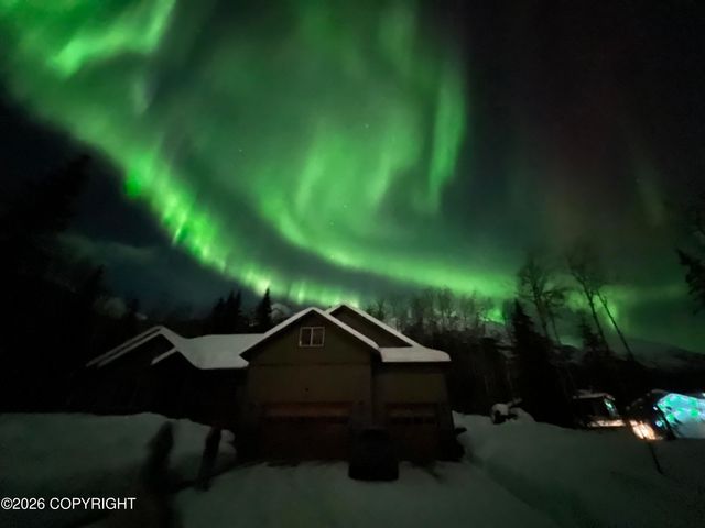 25413 Mc Intyre Road, Eagle River, AK 99577