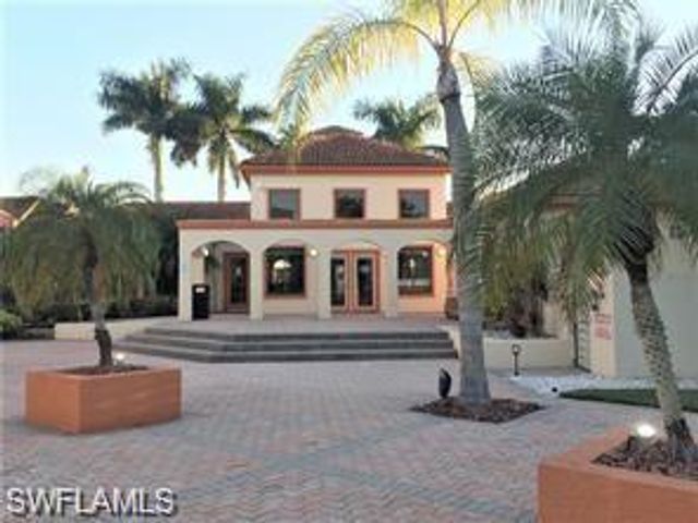 13555 Eagle Ridge DR 912, Fort Myers, FL 33912