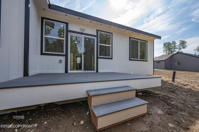 9347 W Palermo Circle, Wasilla, AK 99623