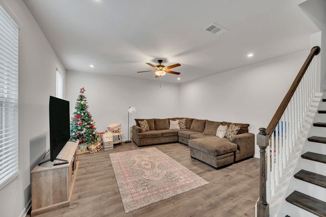 4241 Magnolia Farms Dr, Hermitage, TN 37076