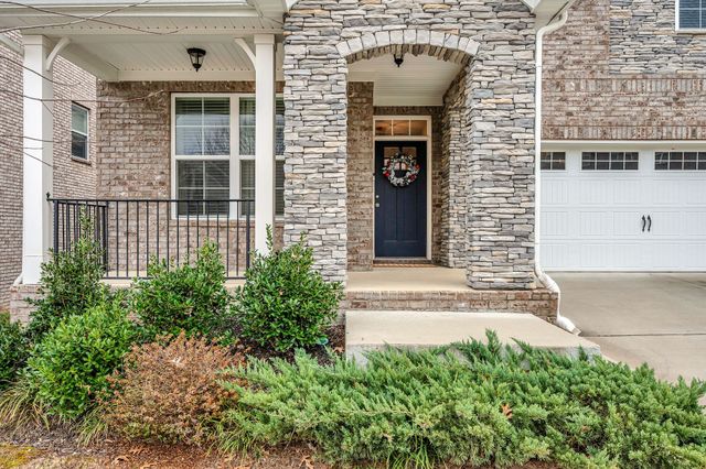 4241 Magnolia Farms Dr, Hermitage, TN 37076