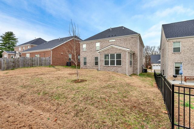 4241 Magnolia Farms Dr, Hermitage, TN 37076