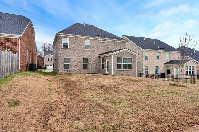 4241 Magnolia Farms Dr, Hermitage, TN 37076