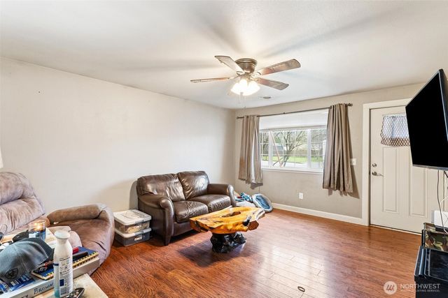 510 Brown Street SE, Orting, WA 98360