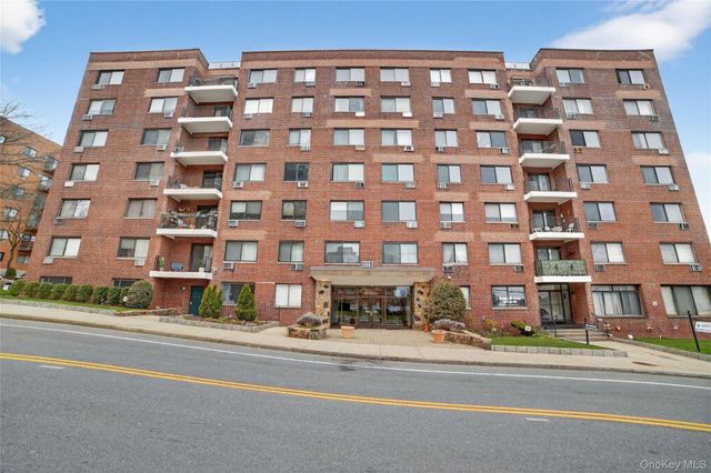 25 Lake Street 6F, White Plains, NY 10603