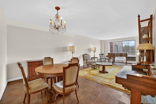 25 Lake Street 6F, White Plains, NY 10603