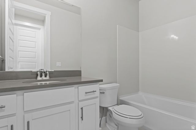 2254 N HOODED CRANE DR, Clinton, UT 84015