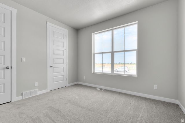 2254 N HOODED CRANE DR, Clinton, UT 84015