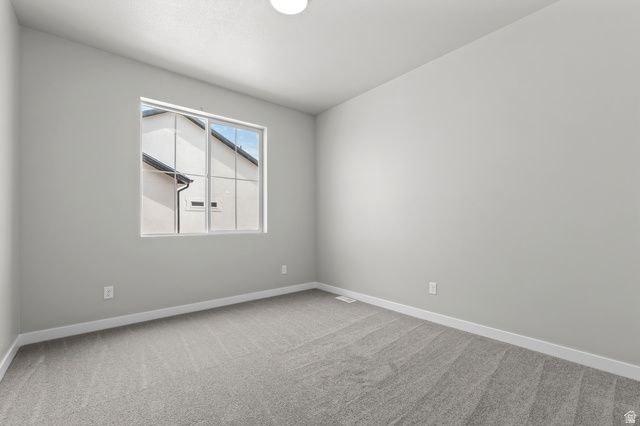 2254 N HOODED CRANE DR, Clinton, UT 84015