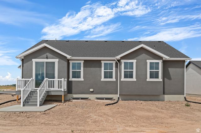 2254 N HOODED CRANE DR, Clinton, UT 84015