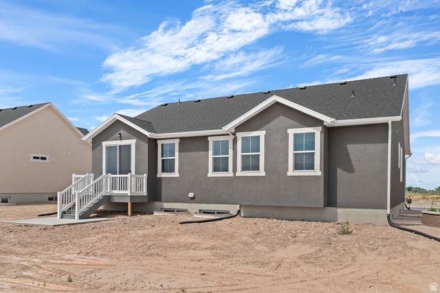 2254 N HOODED CRANE DR, Clinton, UT 84015