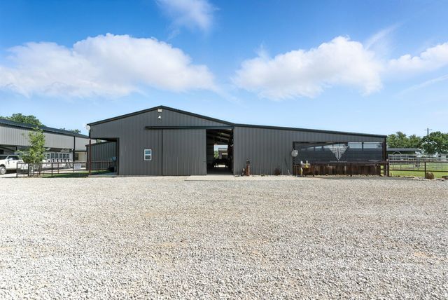 1403 N Fm 113, Weatherford, TX 76088