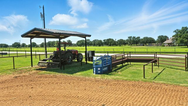 1403 N Fm 113, Weatherford, TX 76088
