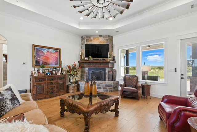 1403 N Fm 113, Weatherford, TX 76088