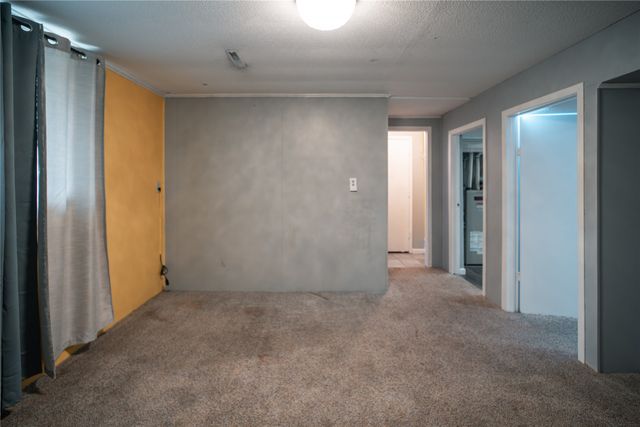 320 34th Street, West Des Moines, IA 50265