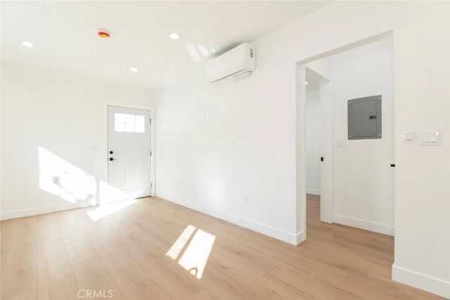 13932 Vanowen Street, Van Nuys, CA 91405