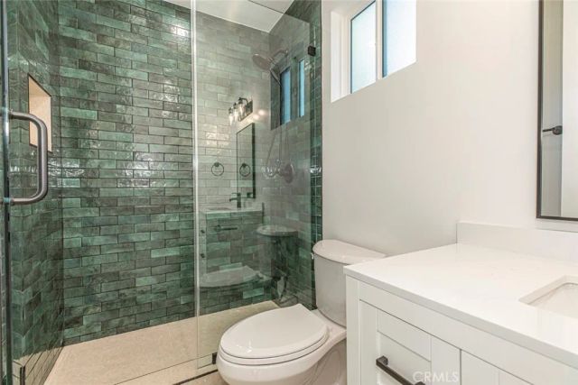 13932 Vanowen Street, Van Nuys, CA 91405