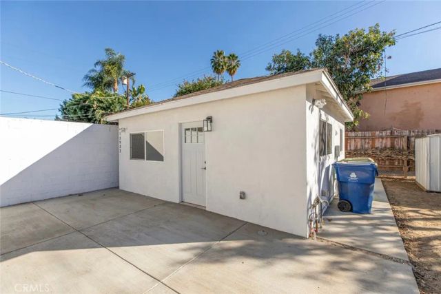 13932 Vanowen Street, Van Nuys, CA 91405