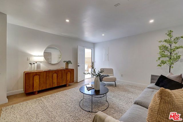 11948 Culver Drive, Culver City, CA 90230