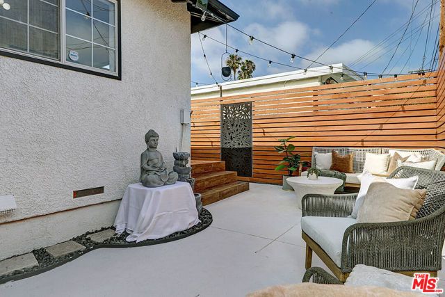 11948 Culver Drive, Culver City, CA 90230
