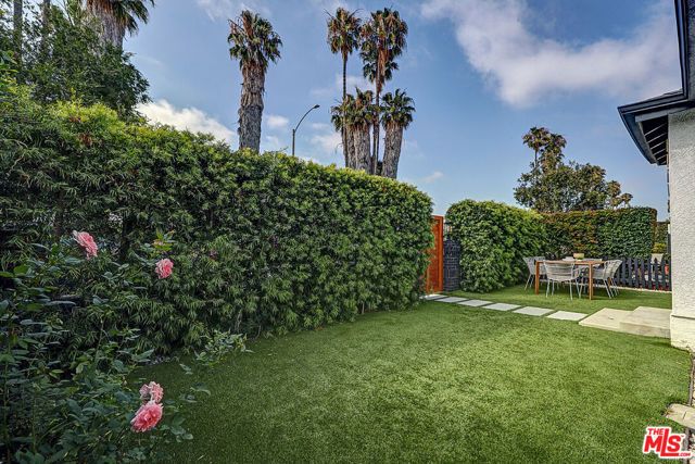 11948 Culver Drive, Culver City, CA 90230