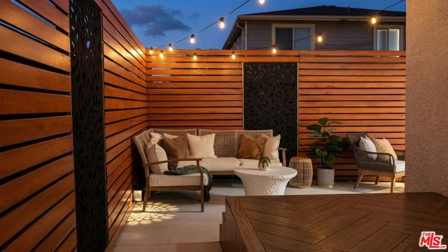 11948 Culver Drive, Culver City, CA 90230