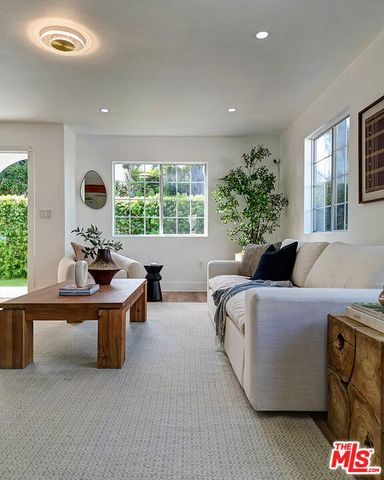 11948 Culver Drive, Culver City, CA 90230