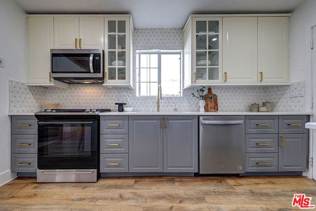 11948 Culver Drive, Culver City, CA 90230