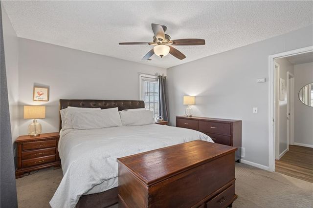 1325 N Harvey Drive, Olathe, KS 66061